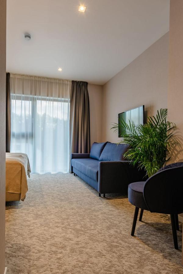 Hotel Odpocznia Resort I Las Jaracz Kültér fotó