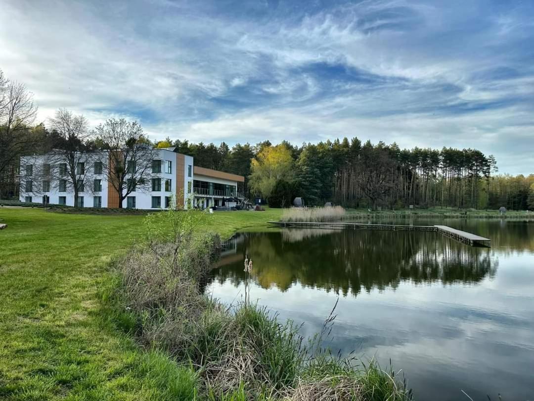 Hotel Odpocznia Resort I Las Jaracz Kültér fotó