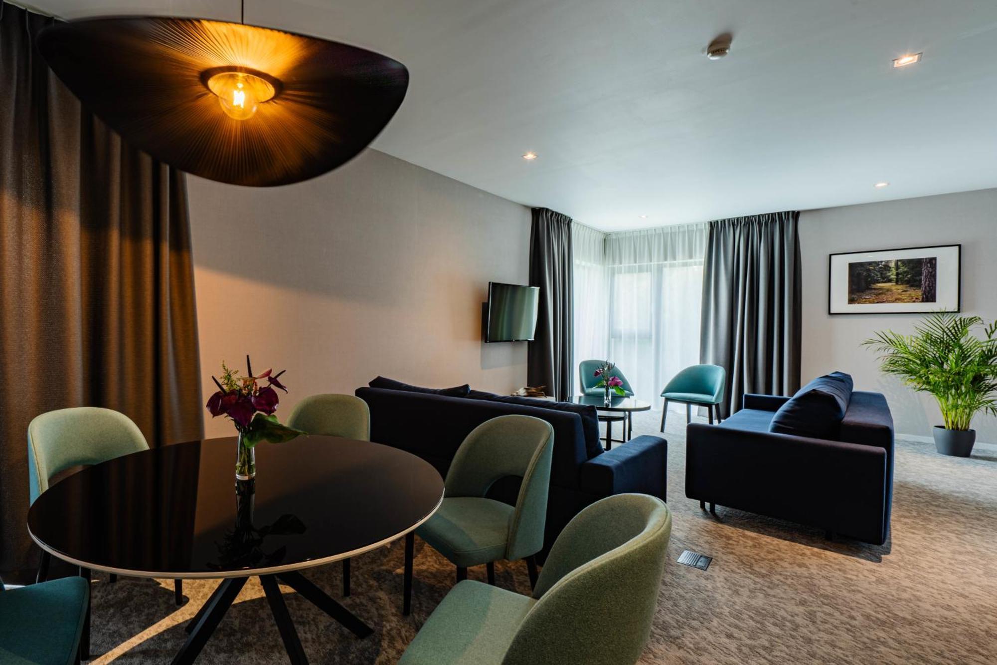 Hotel Odpocznia Resort I Las Jaracz Kültér fotó